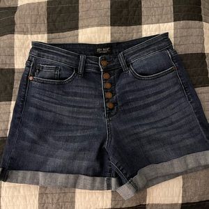 Judy Blue size large denim shorts